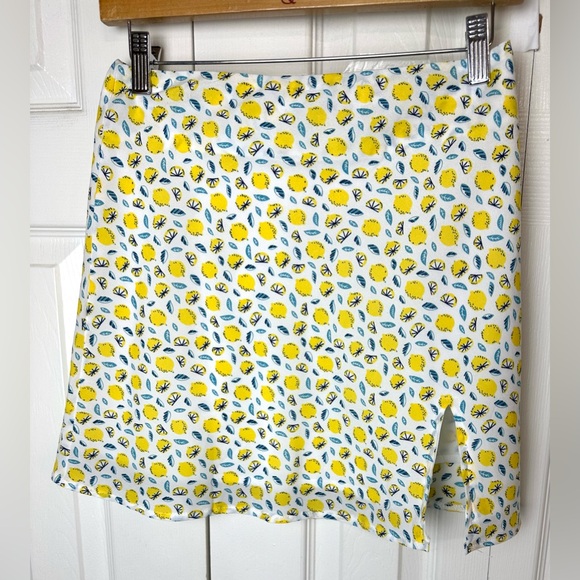PRINCESS POLLY Positano Lemon Fruit Mini Skirt White Yellow Green Novelty Short - Picture 2 of 9